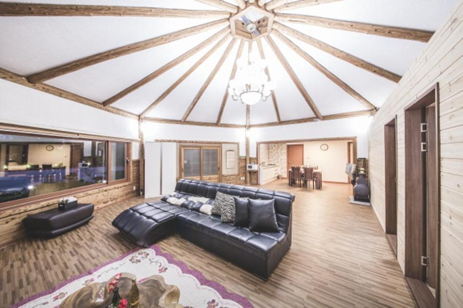 Sunyang Village Pension Jeju Bagian luar foto